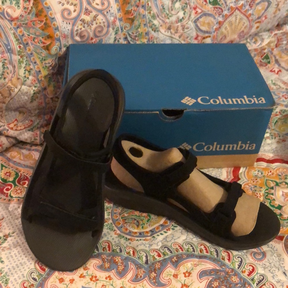 Columbia hiking sandals